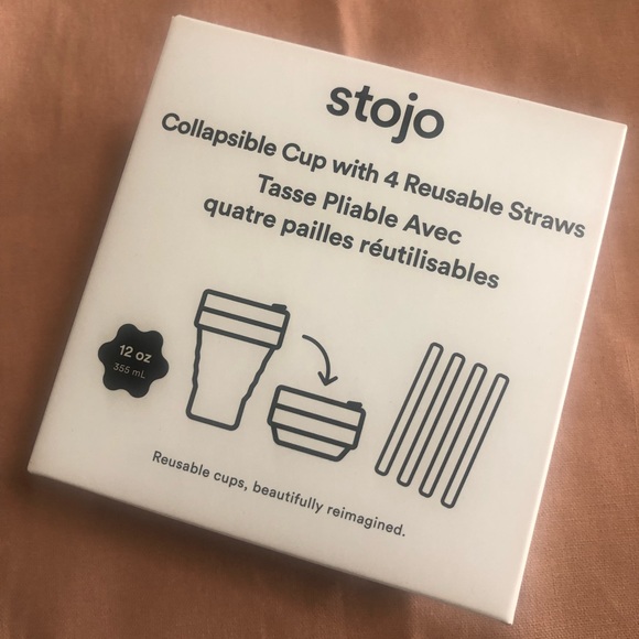 Stojo Collapsible Cup with set of 4 reusable straws - Picture 2 of 3